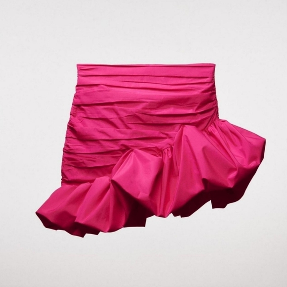 BNWT ZARA Limited Edition Draped Mini Skirt - Picture 3 of 3
